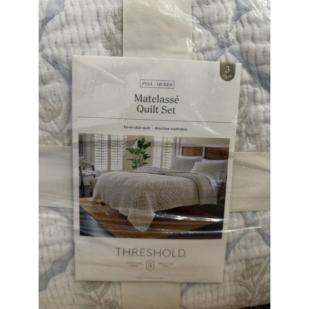 3pc Full/Queen Reversible Lightweight Matelasse Quilt & Shams Set Cottage Floral